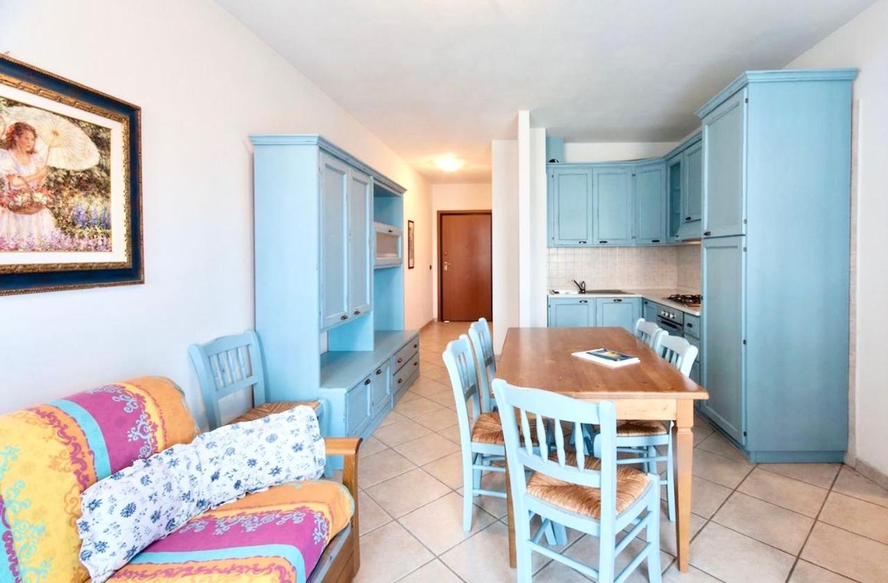 Isa-Apartments 4 Beds In Residence With Swimming-Pool In San Vincenzo, Just 600 Meters From The Sea Экстерьер фото